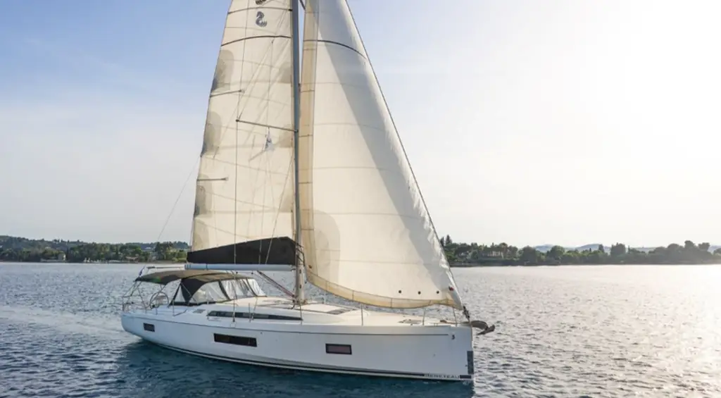 OCEANIS 51.1